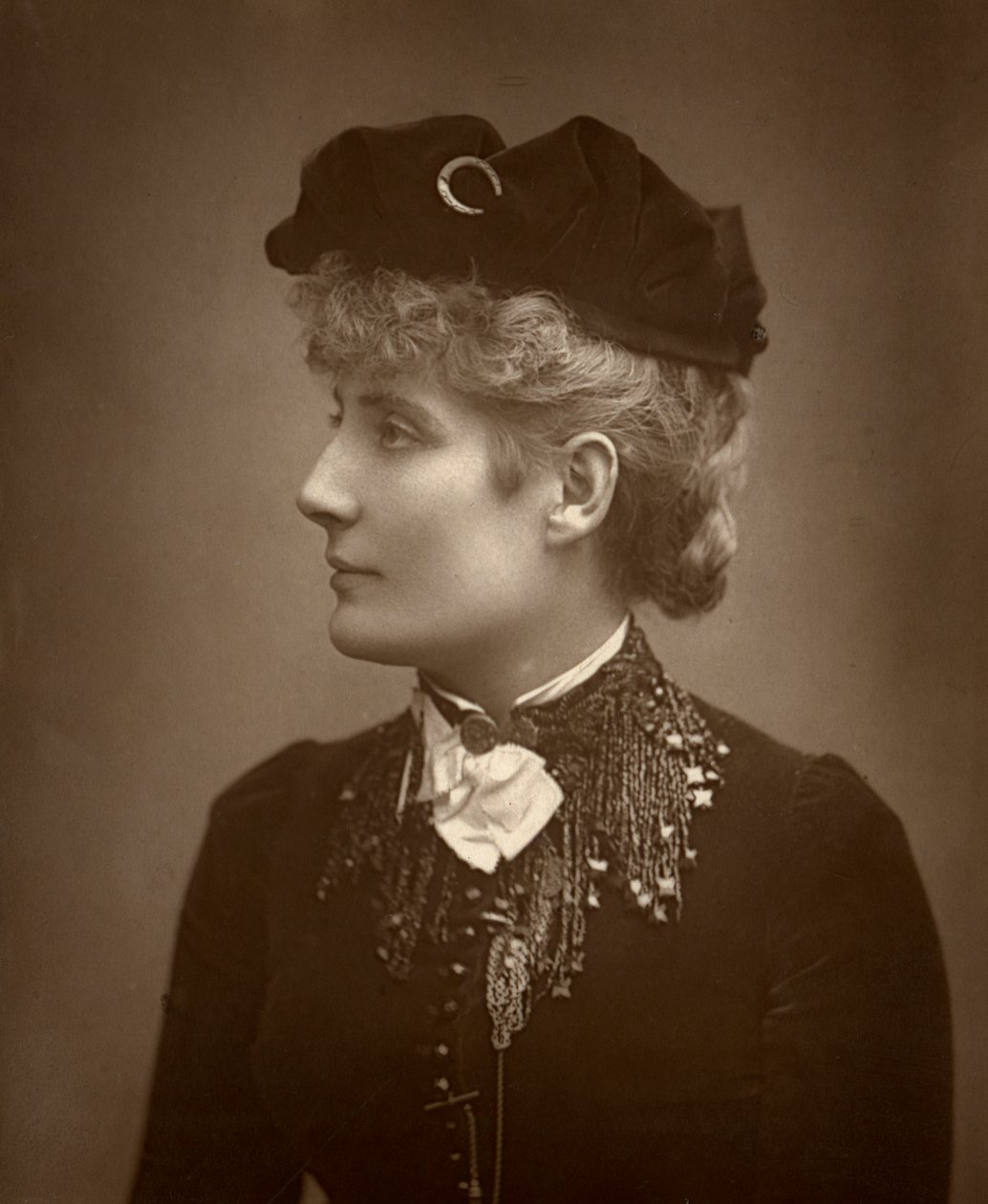 Harriett Jay , britský spisovatel a dramatik, 1888 od Ernest Barraud