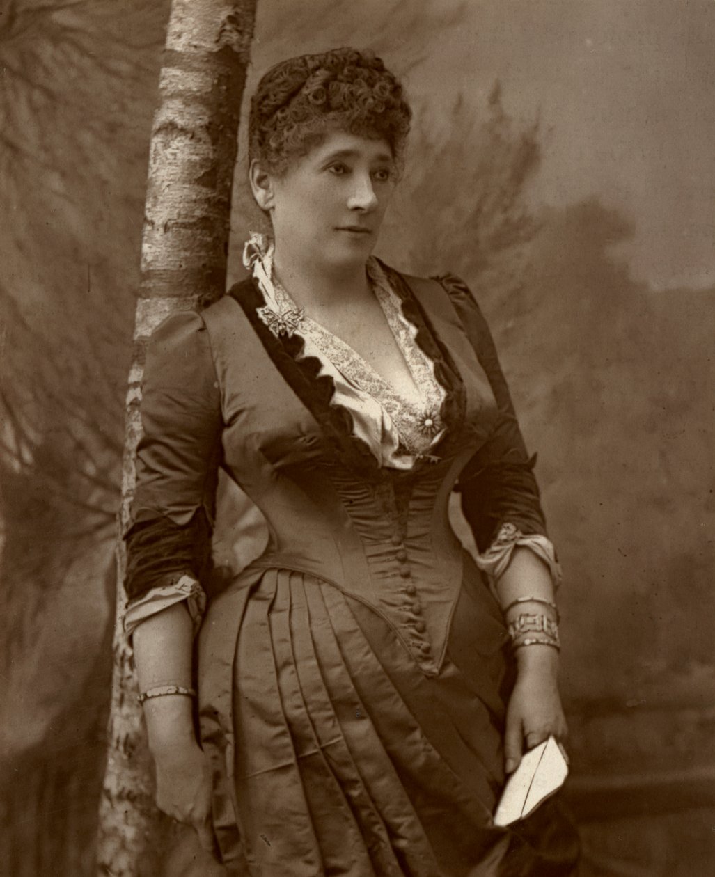 Paní John Wood, britská herečka a divadelní manažerka, 1888. od Ernest Barraud