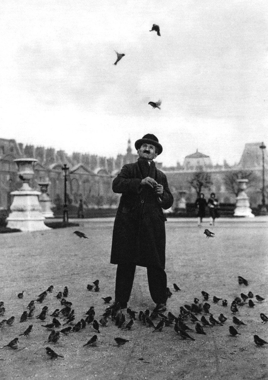 Zaříkávač ptáků, Paříž, 1931. od Ernest Flammarion
