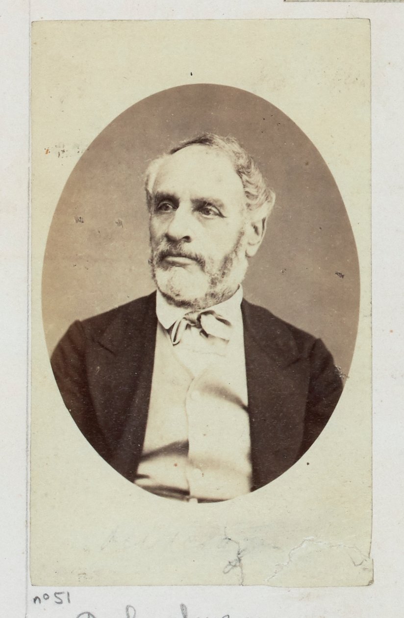 Delescluze Louis Charles (1809-1871). Novinář, za své demokratické a sociálně revoluční myšlenky byl několikrát odsouzen, k pokutám a věznění v Cayenne (1830). Zvolen do rady Komuny, člen výboru... od Etienne Carjat