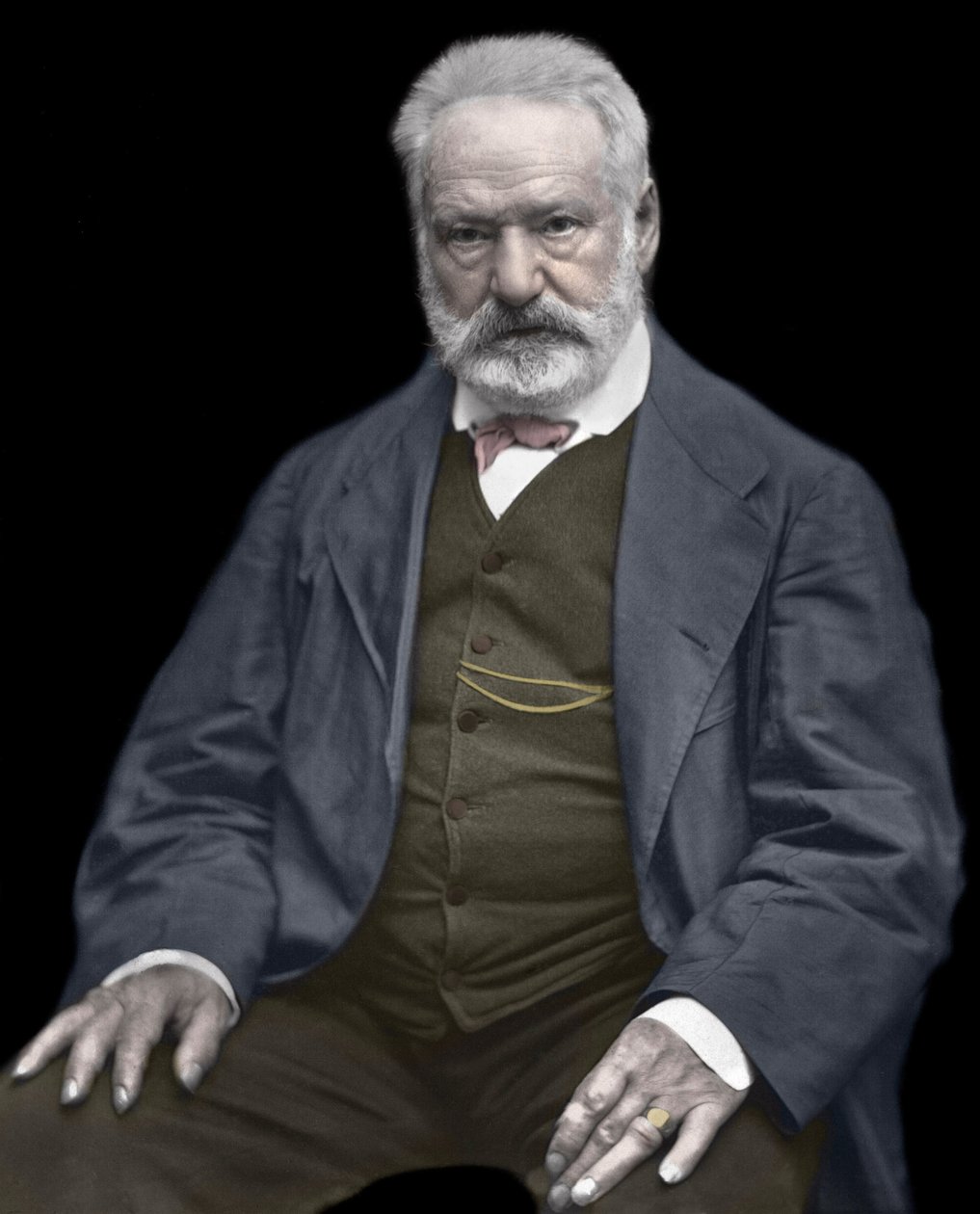 Portrét Victora Huga (1802-1885), francouzského spisovatele a básníka, kolorizace na fotografii Etienna Carjata (1828-1906) - Victor Hugo (1802-1885). Anglický spisovatel a básník. ca. 1870. Kolorovaná fotografie. od Etienne Carjat