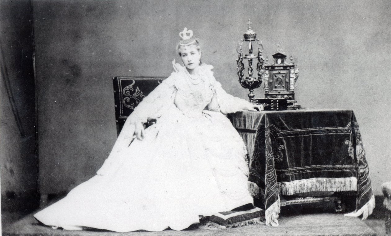 Sarah Bernhardt (1844-1923) v roli Marie de Neubourg ve filmu 