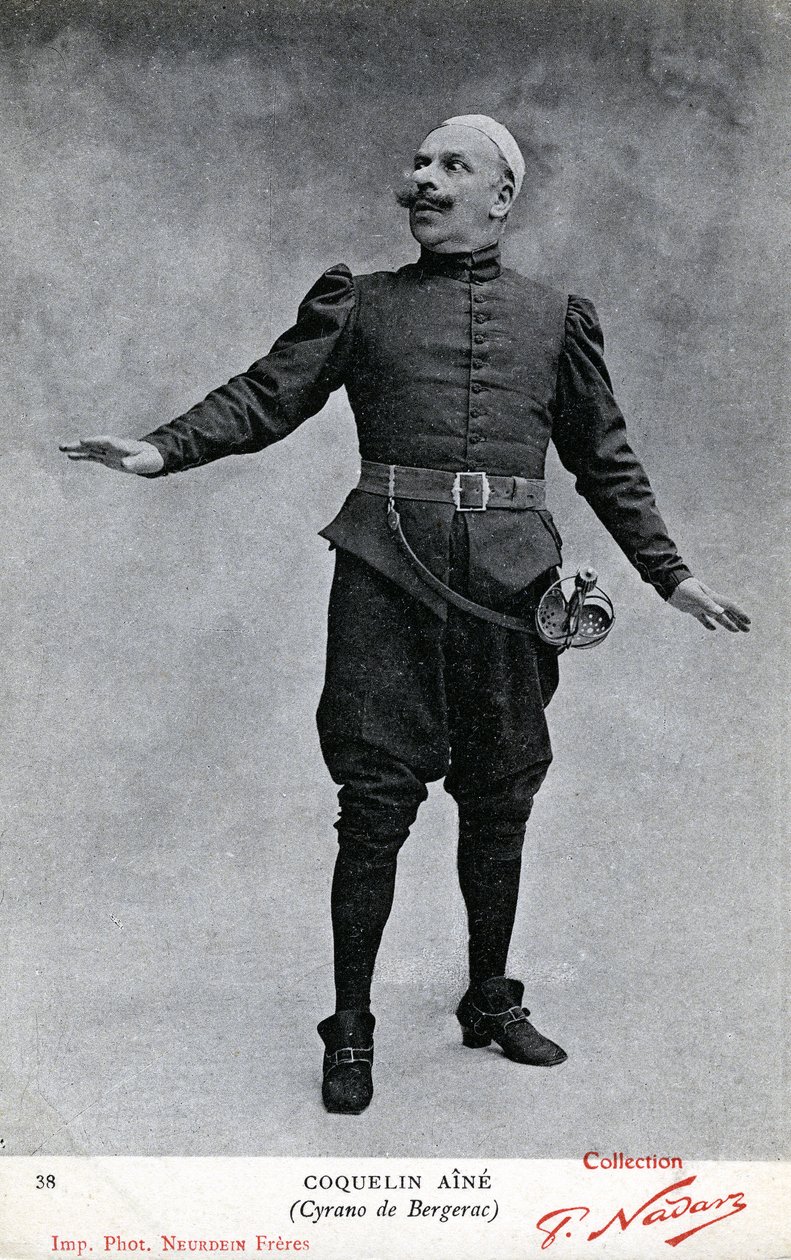 Constant Coquelin alias Coquelin aîné (1841 - 1909) v kostýmu Cyrana de Bergerac (čb foto) od Etienne Neurdein