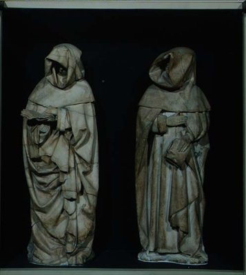 Dva truchlící z hrobky vévody de Berry v katedrále v Bourges od Etienne and Mosselmann Paul (fl.1467) Bobillet
