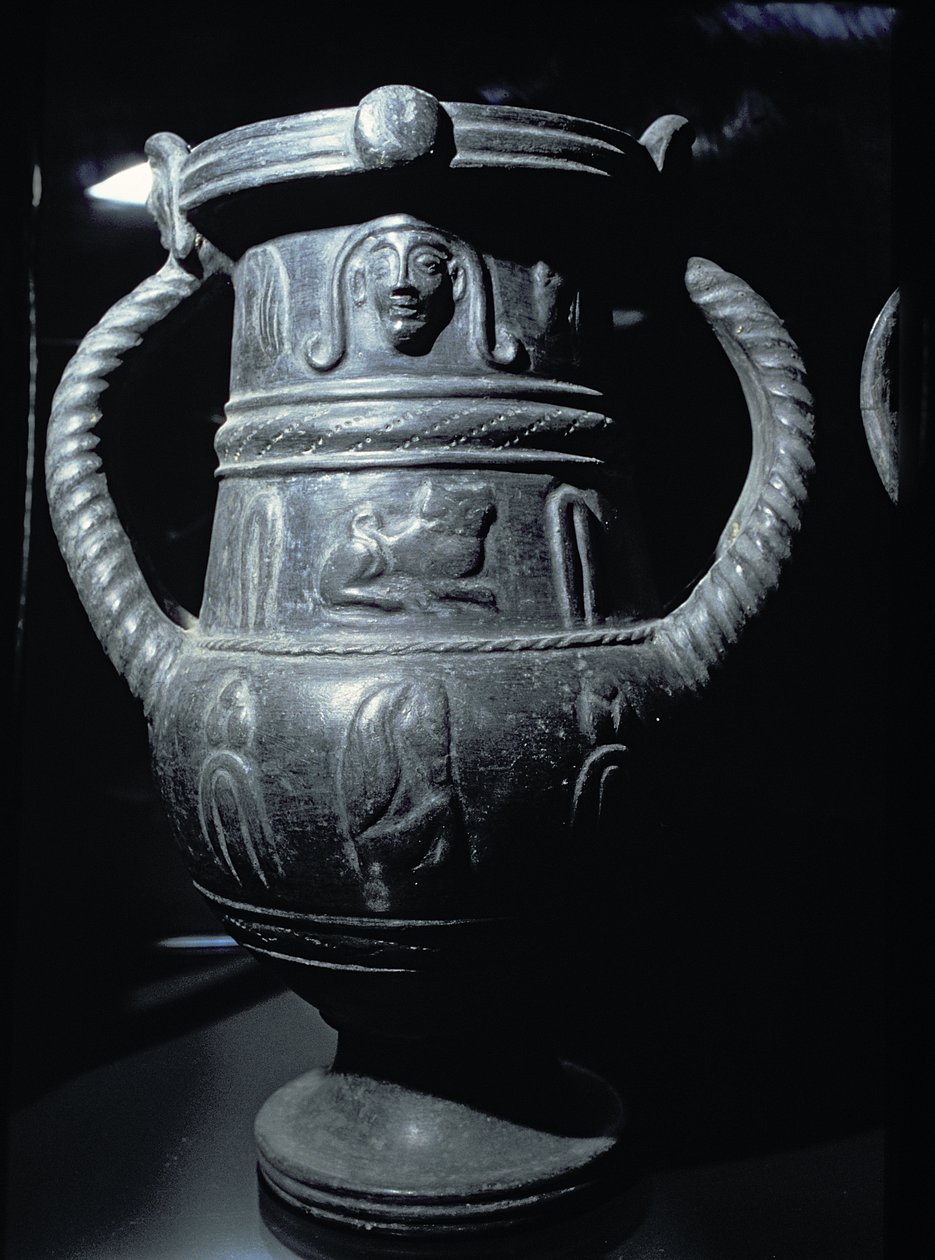 Černofigurová váza, Etruskové, 6. století př. n. l. (bucchero ware) od Etruscan