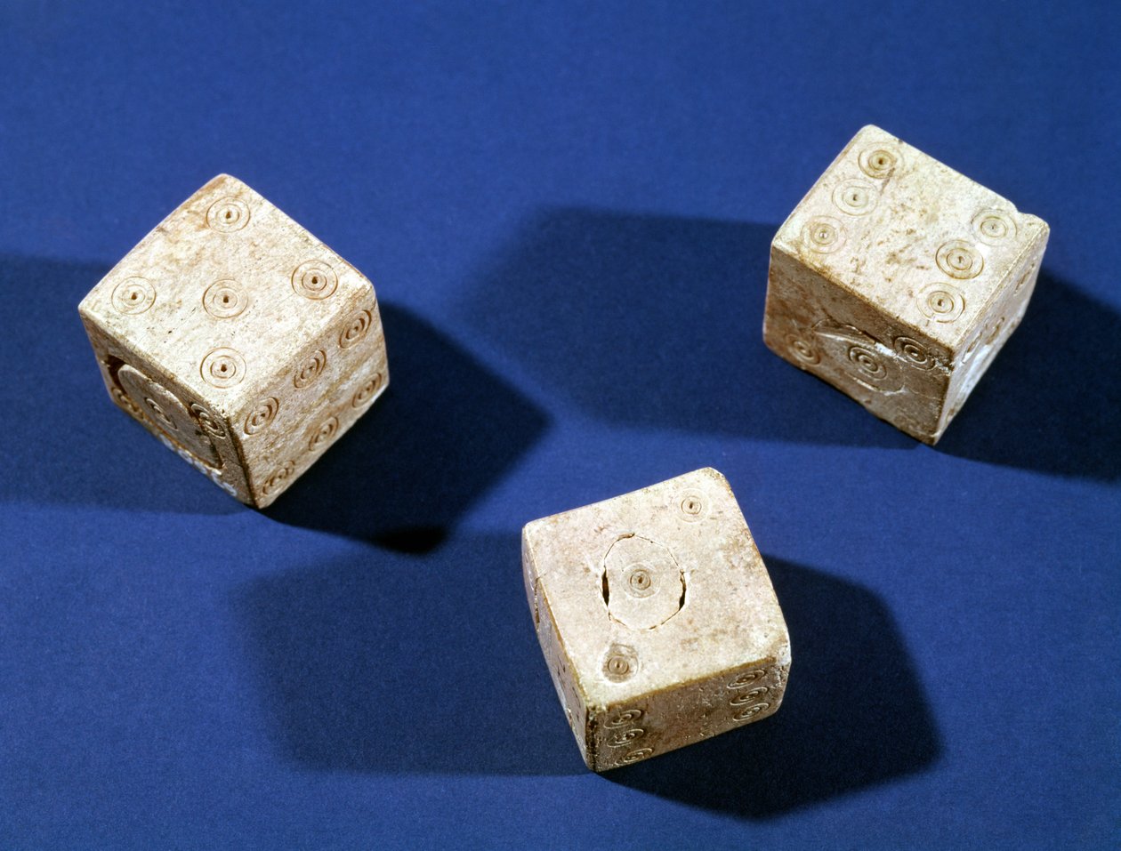 Tři kostky z akropole v Osterii (kost) od Etruscan