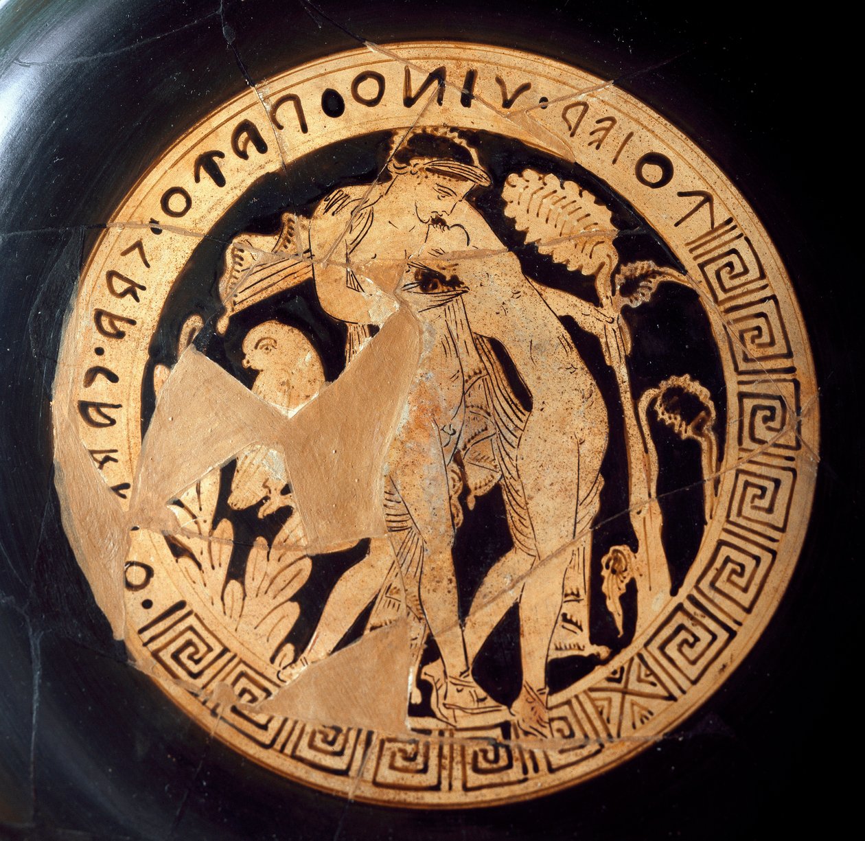 Etruský starověk: detail kylixu představujícího Dionýsa a Arianu. Z Falerii Veteres (Civita Castellana) 6. století před naším letopočtem. Řím, Národní muzeum Villa Giulia od Etruscan