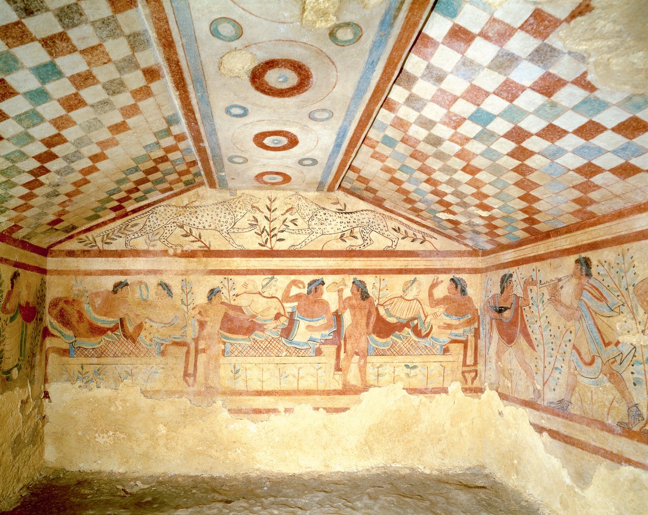 Etruská hrobka leopardů, freska zobrazující banketovou scénu, Tarquinia. 5. století před naším letopočtem, Itálie (freska) od Etruscan