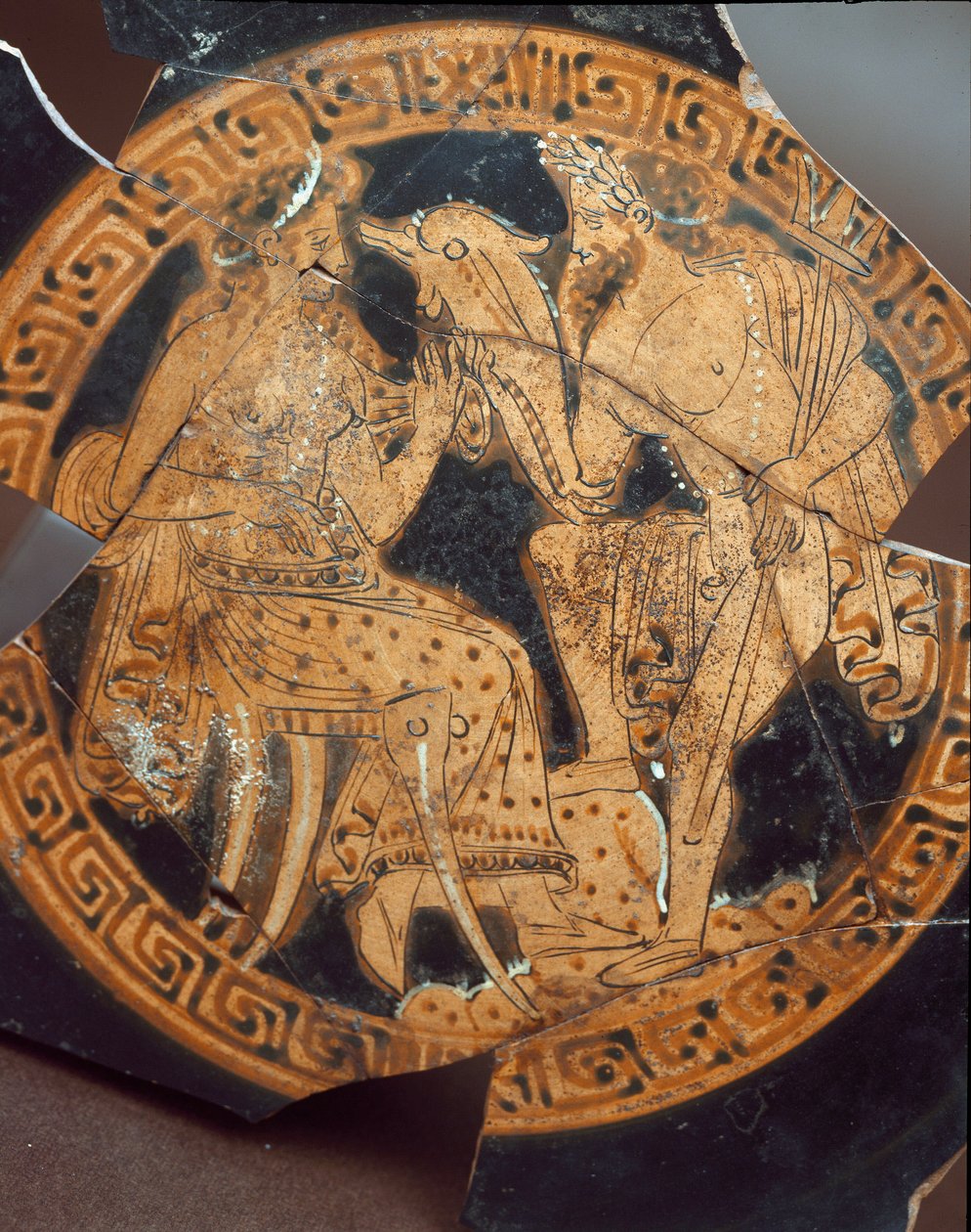 Etruská antika: detail kylixu představujícího Poseidona a Amfitritu. Z Falerii Veteres (Civita Castellana) 6. století př. n. l. Řím, Museo Nazionale di Villa Giulia od Etruscan