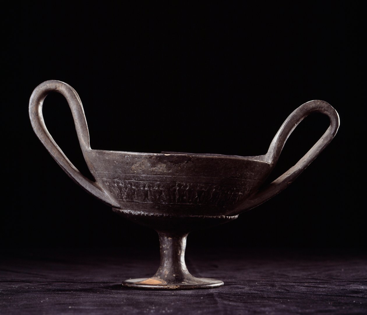 Etruská civilizace: kantharos od Etruscan
