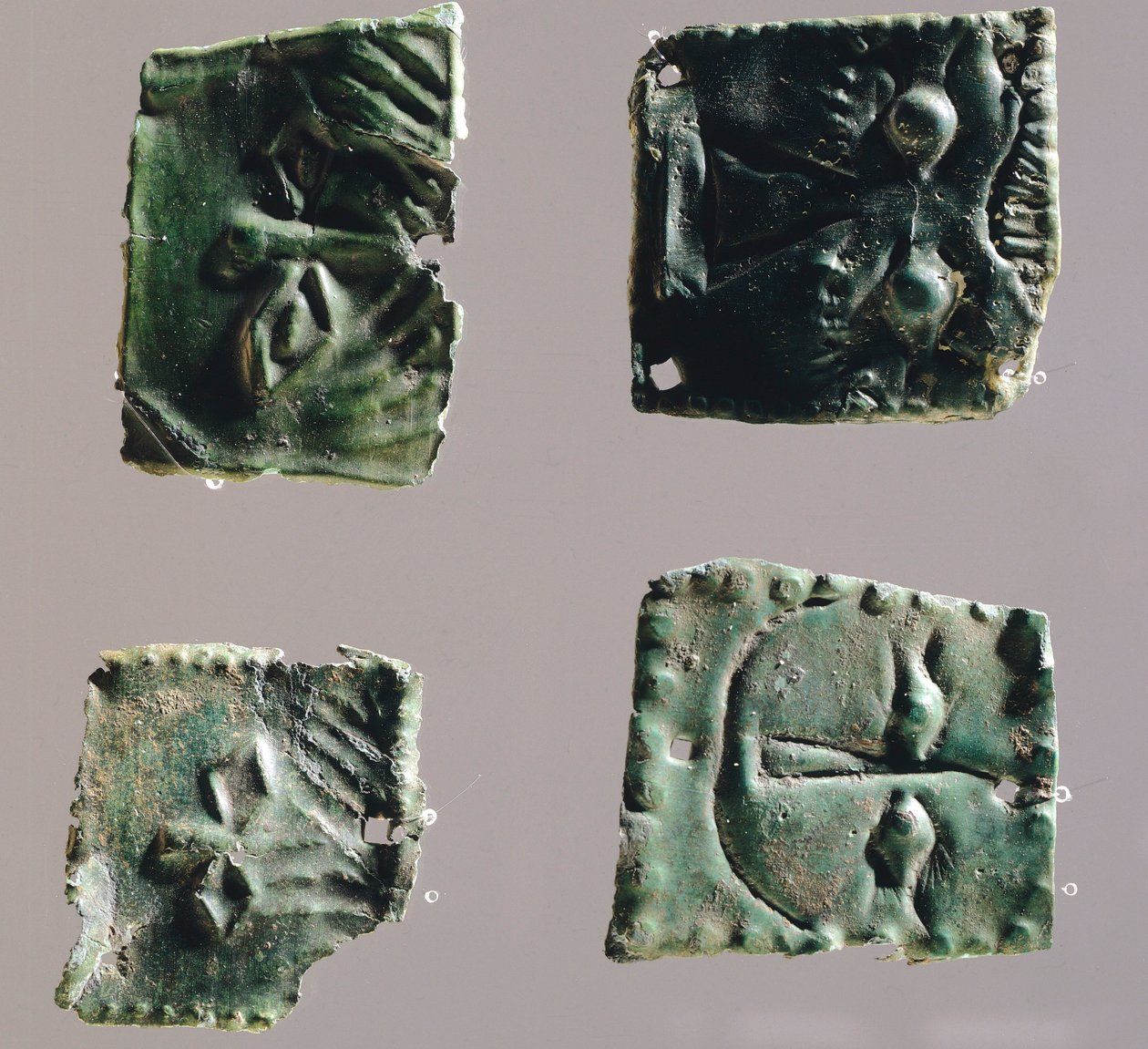 Ex-voto v bronzové desce zobrazující oči. Artefakty z objektů svatyně Reithia Este (Benátsko). Etruská civilizace, 5.–4. století před naším letopočtem. od Etruscan