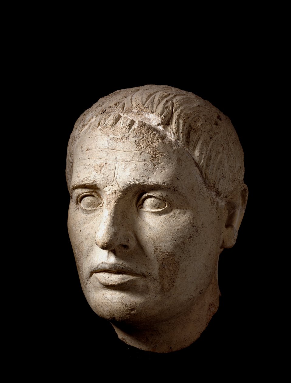 Hlava muže, ve světlé hlíně, 2. století před naším letopočtem od Etruscan