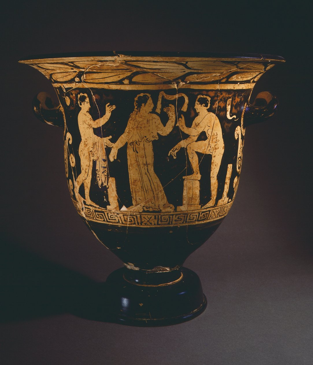 Krater (velká váza) od malíře Nepi. Červenofigurová keramika z Corchiano (Lazio). Etruská civilizace, 4. století před naším letopočtem. od Etruscan