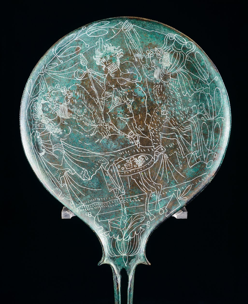Zrcadlo zobrazující banketní scénu, bronzový artefakt z Preneste (Lazio). Etruská civilizace, 4. století před naším letopočtem. od Etruscan