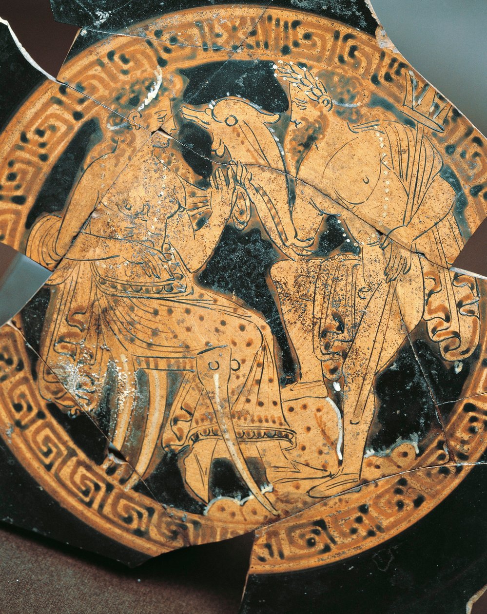 Červenofigurová keramika, vnitřní výzdoba krateru s Poseidonem a Amfitritou, etruská civilizace od Etruscan Etruscan