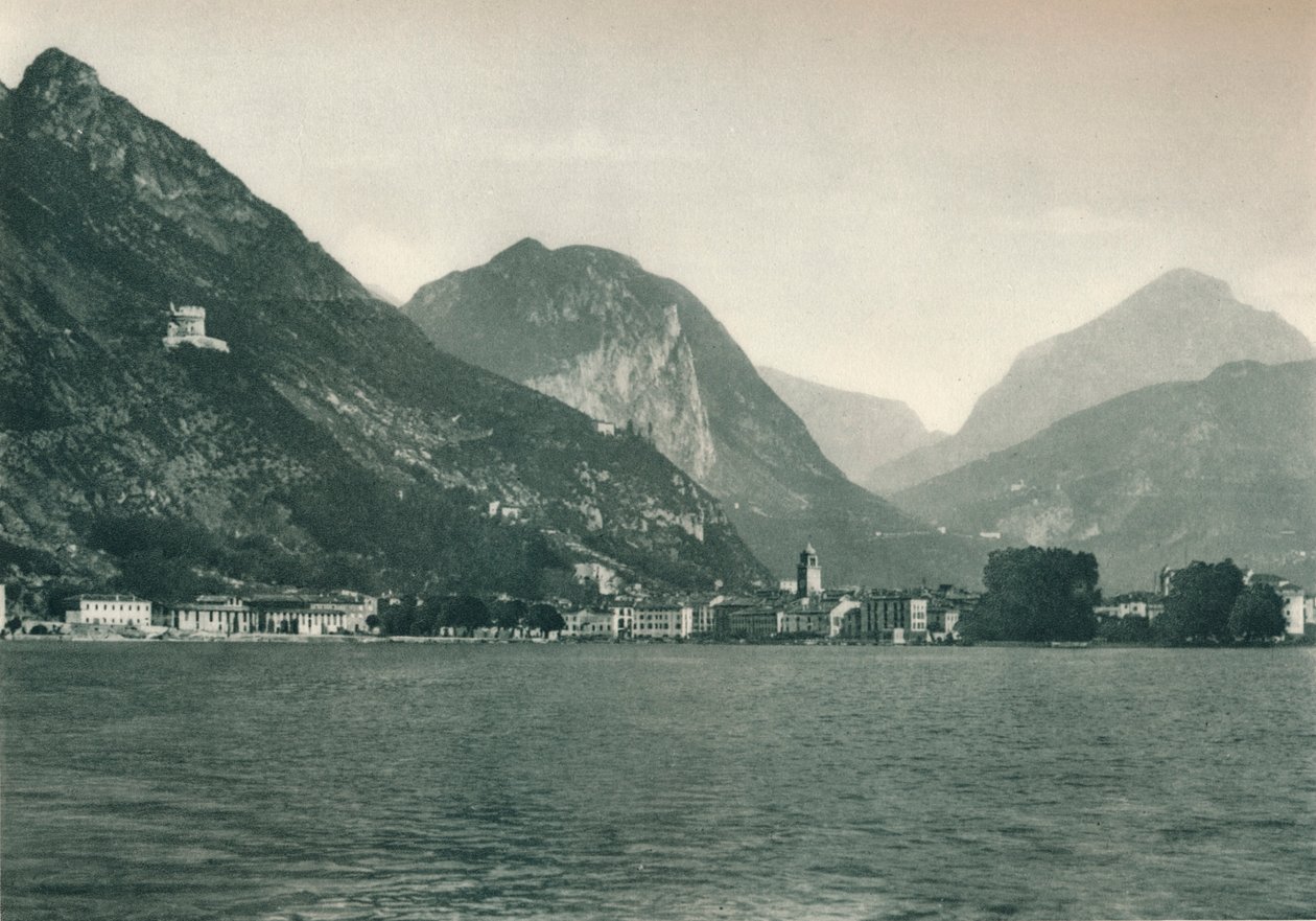Riva del Garda od jezera Garda, Itálie, 1927 od Eugen Poppel