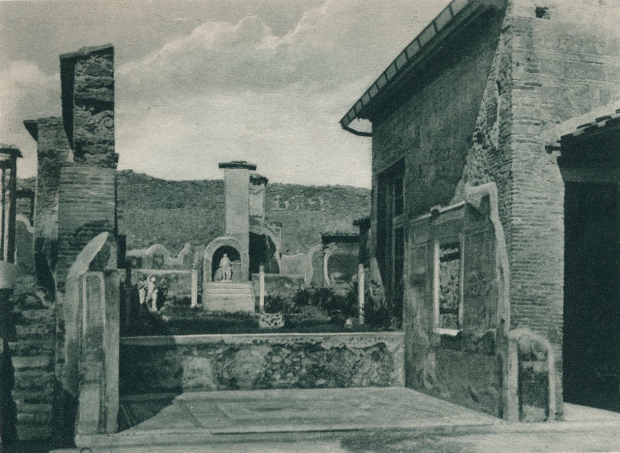 Ulice stoupající k fóru, Pompeje, Itálie, 1927 od Eugen Poppel