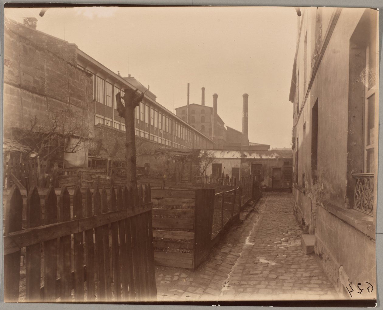 Rue des Reculettes 3 od Eugène Atget