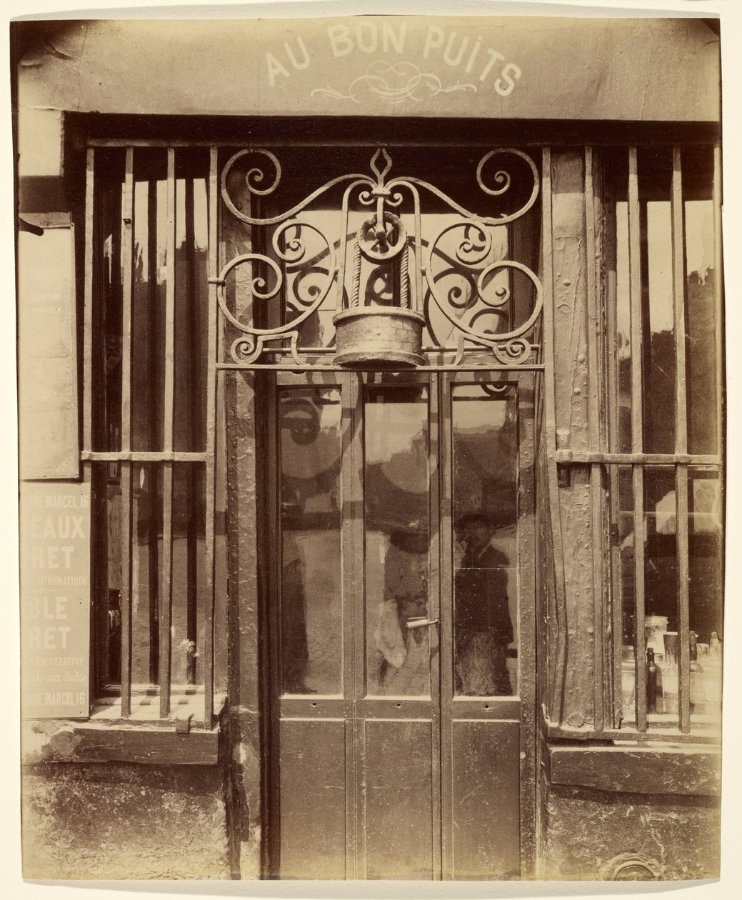 U dobré studny, rue Michel Le Conte 36 (3. obvod) od Eugène Atget
