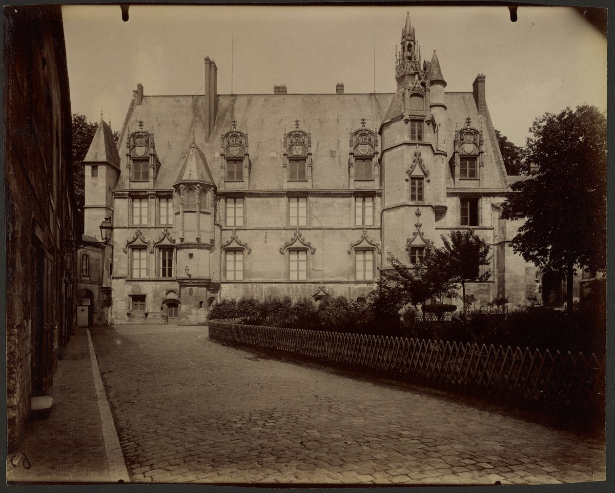 Beauvais, Justiční palác od Eugène Atget