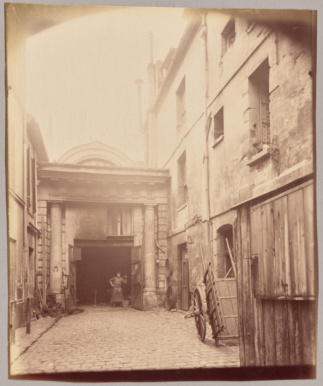 Kaple, rue Saint-Jacques od Eugène Atget