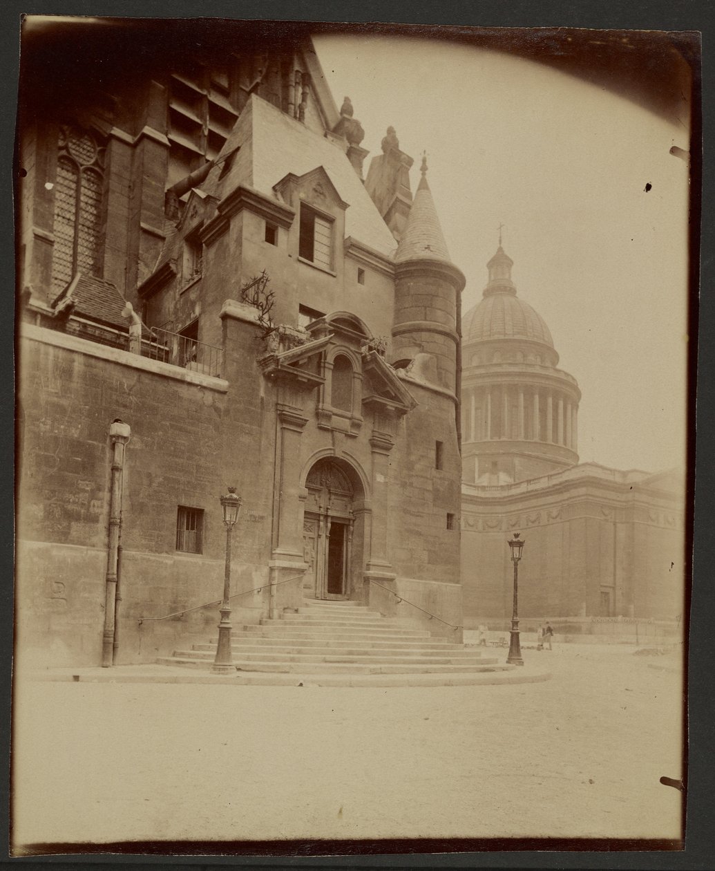 [Kostel Saint-Étienne-du-Mont a Panthéon] od Eugène Atget