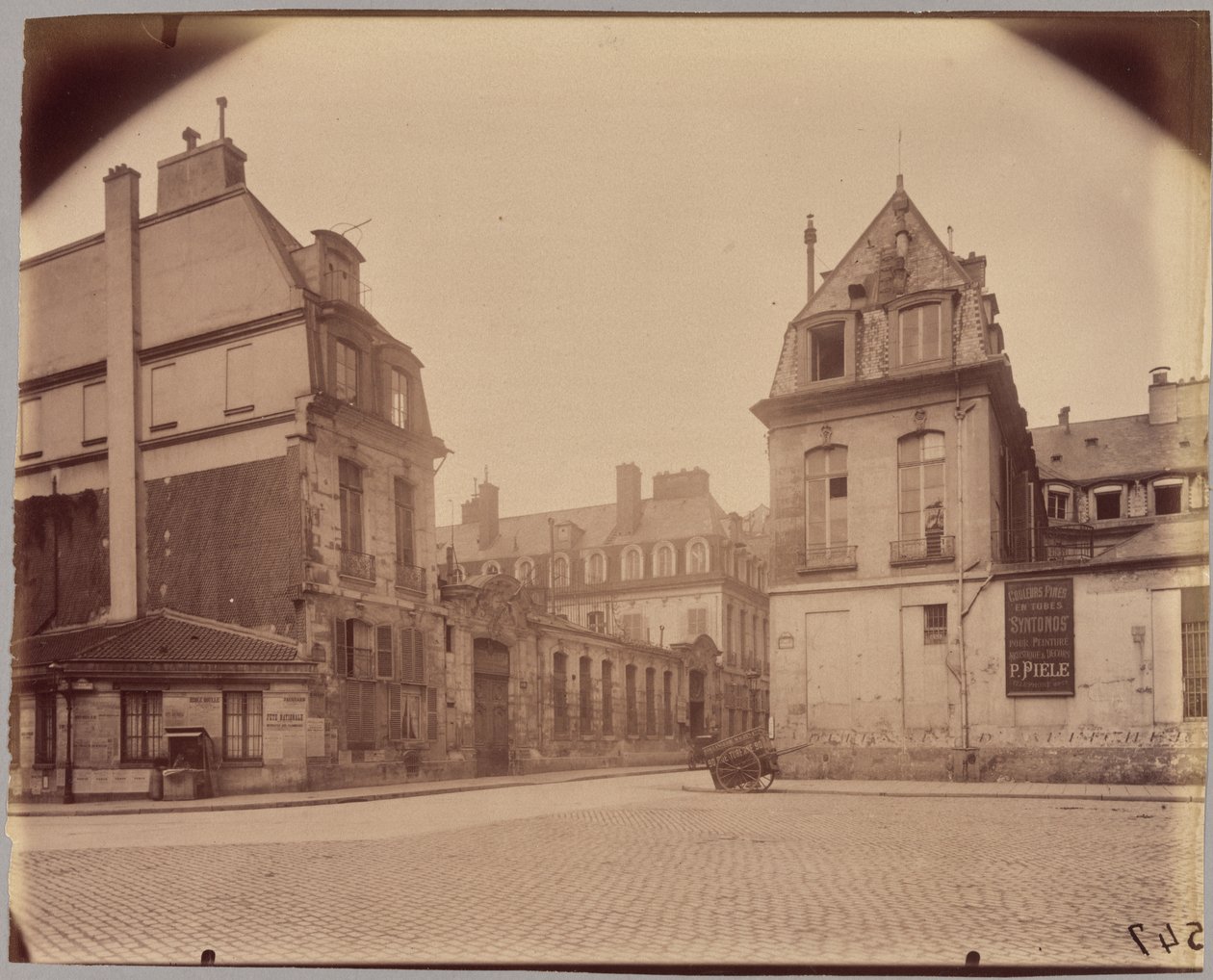 Hôtel de Vendôme, 3-5 rue Béranger od Eugène Atget