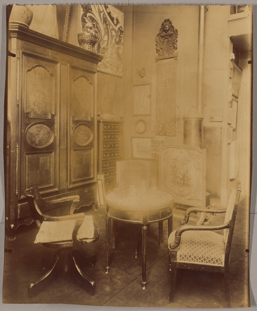 Innenraum von Herrn C., Dekorateur Wohnungen, Rue du Montparnasse od Eugène Atget