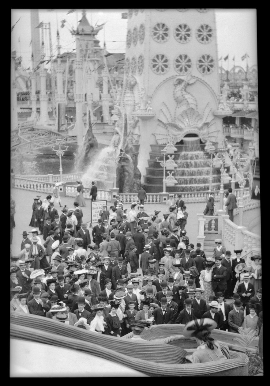 Luna Park, 1909 (dusičnan negativní) od Eugene Wemlinger