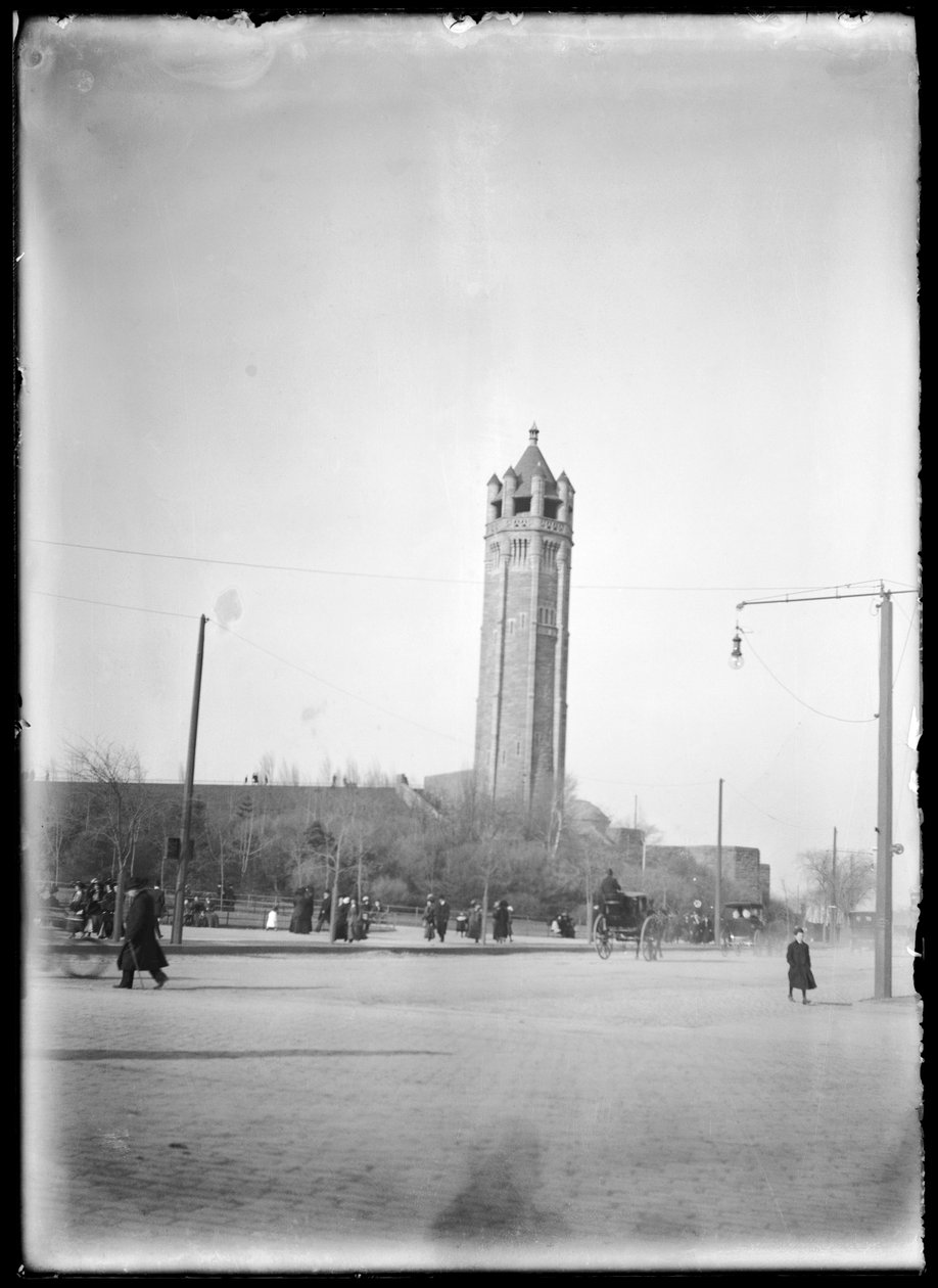 Pohled na Eastern Parkway s výhledem na Brooklyn Museum, cca 1903-10 (dusičnan negativní) od Eugene Wemlinger