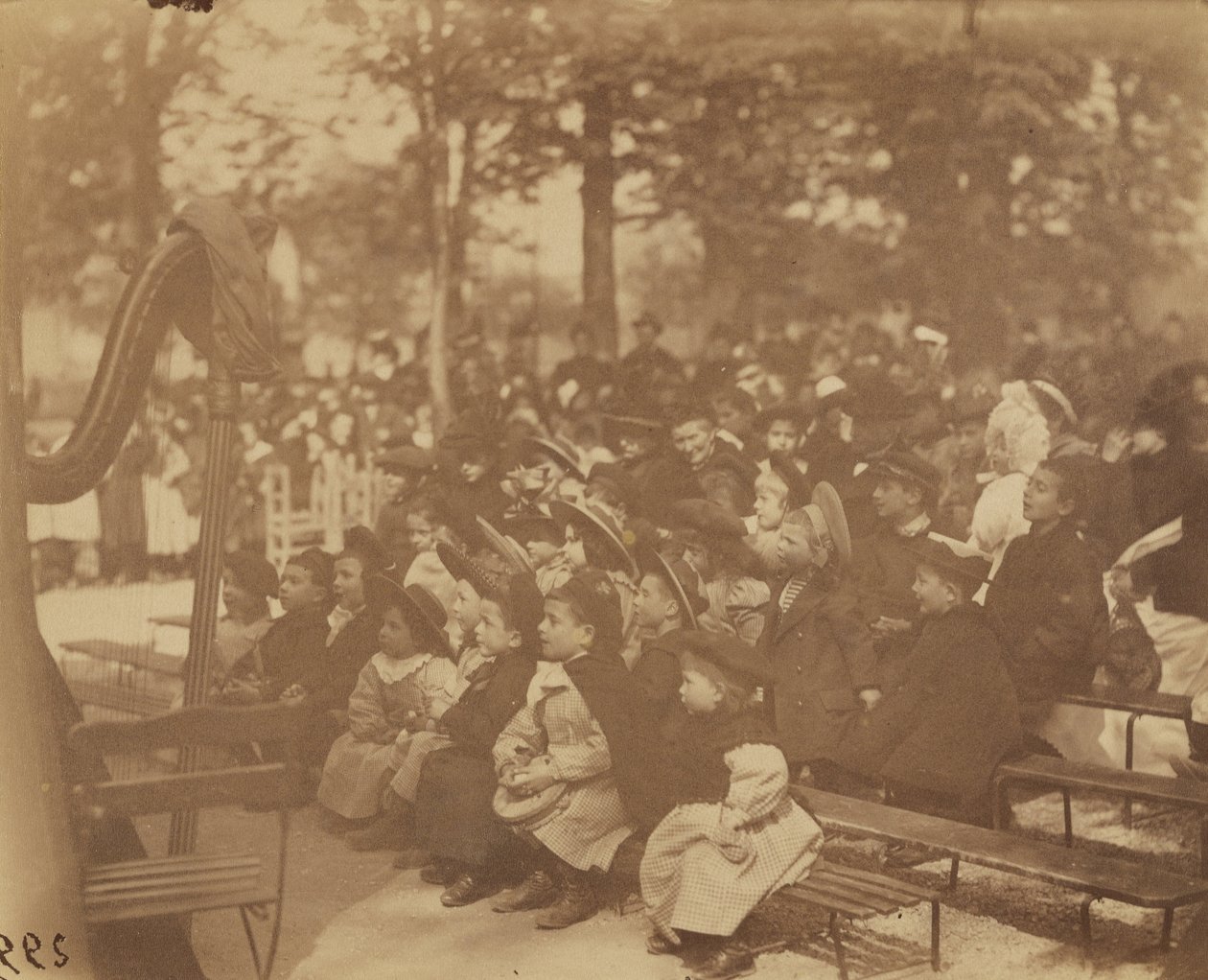 (Guignol, Jardin du Luxembourg) od Eugène Atget