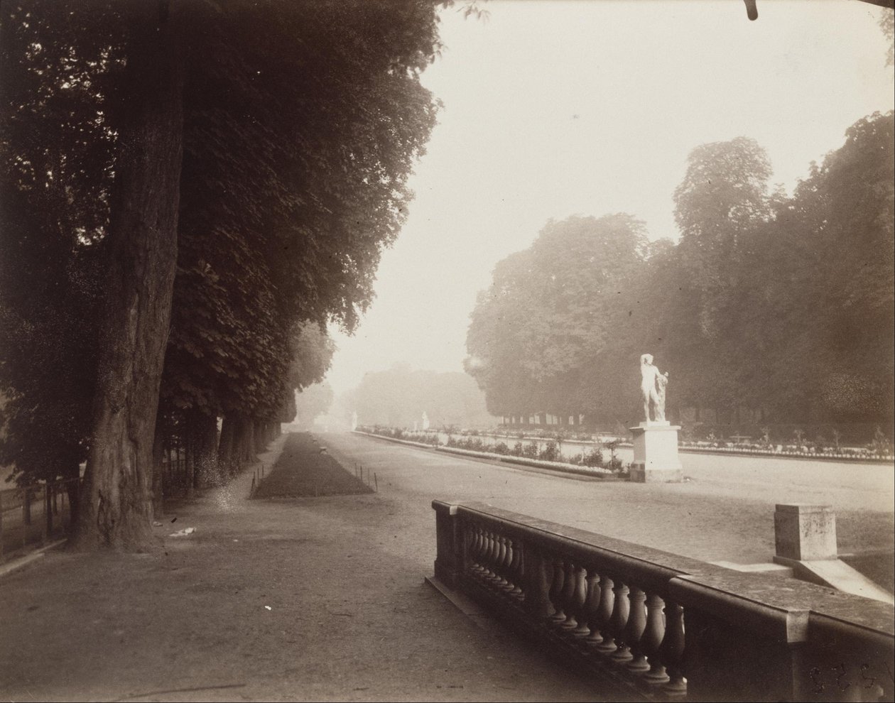 Saint-Cloud od Eugène Atget