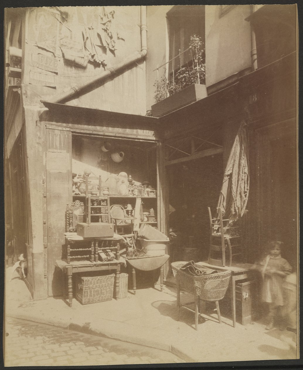 Brocanteur, Un Coin de la Rue Beaubourg, 8 (4) od Eugène Atget