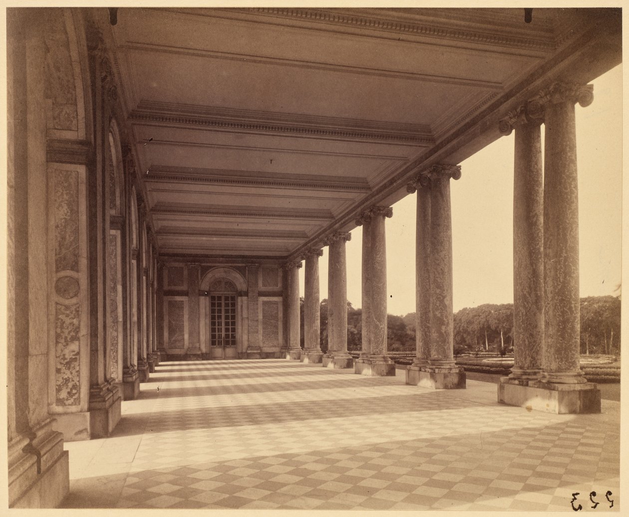 Grand Trianon od Eugène Atget