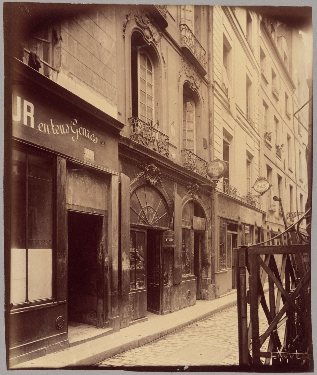 [Rue de la Parcheminerie] od Eugène Atget