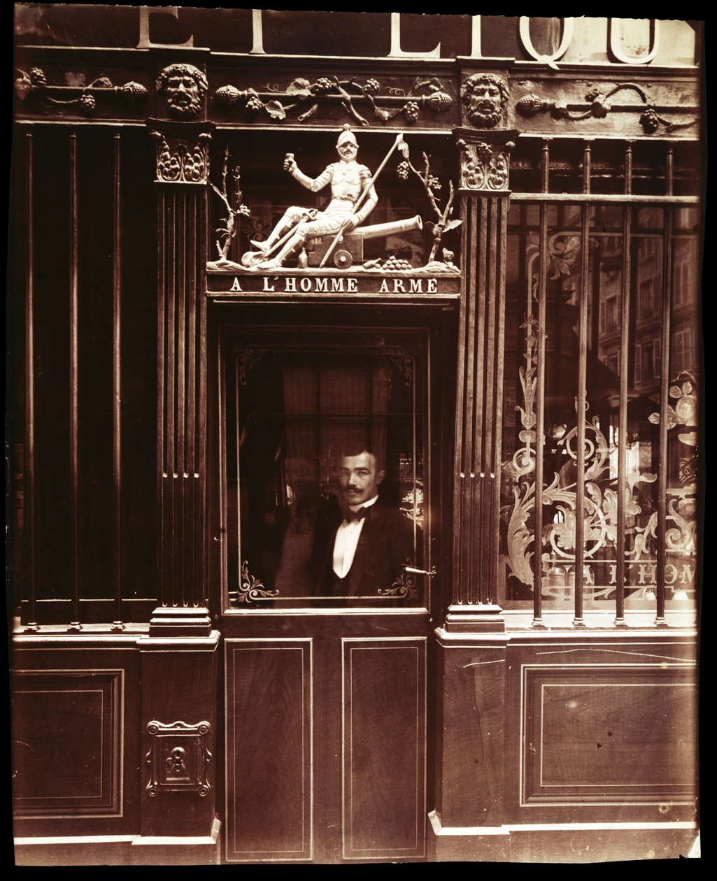 Studie pařížské kavárny od Eugène Atget