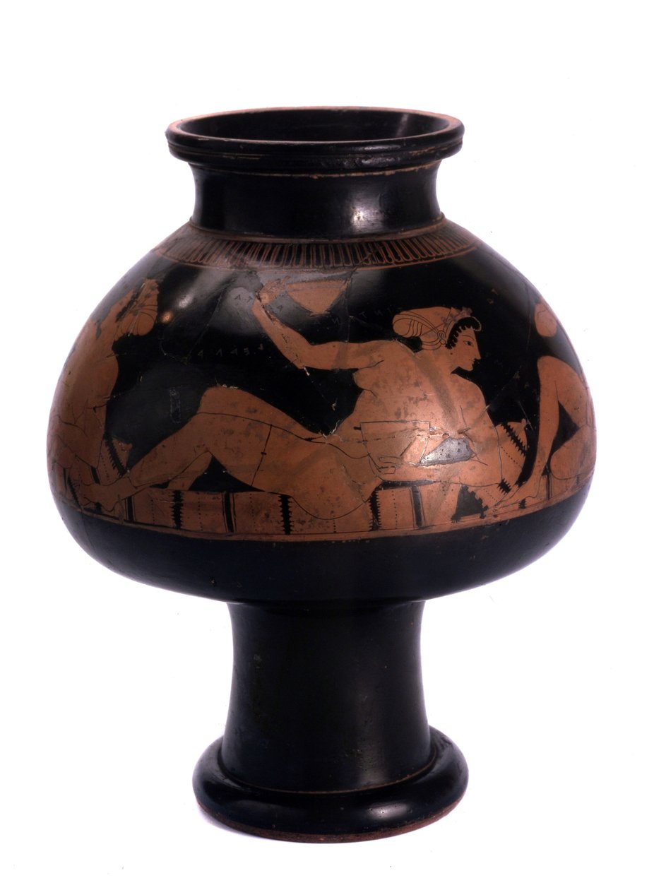 Attická červenofigurová váza s výjevem ze symposia, 505-500 př. n. l. KERAMIKA od Euphronios