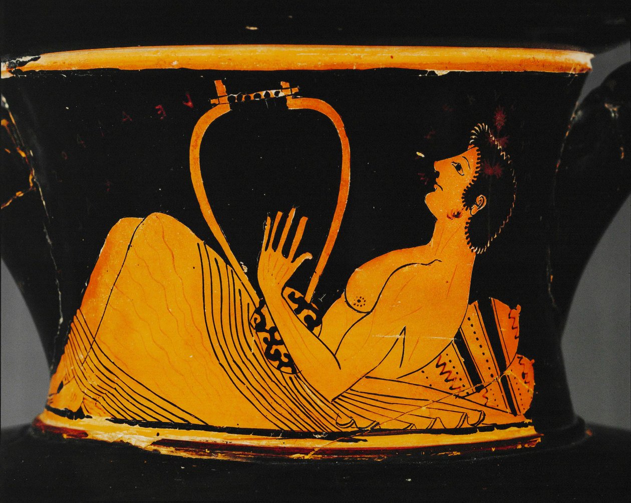 Eféba hraje na cytharu... od Euphronios