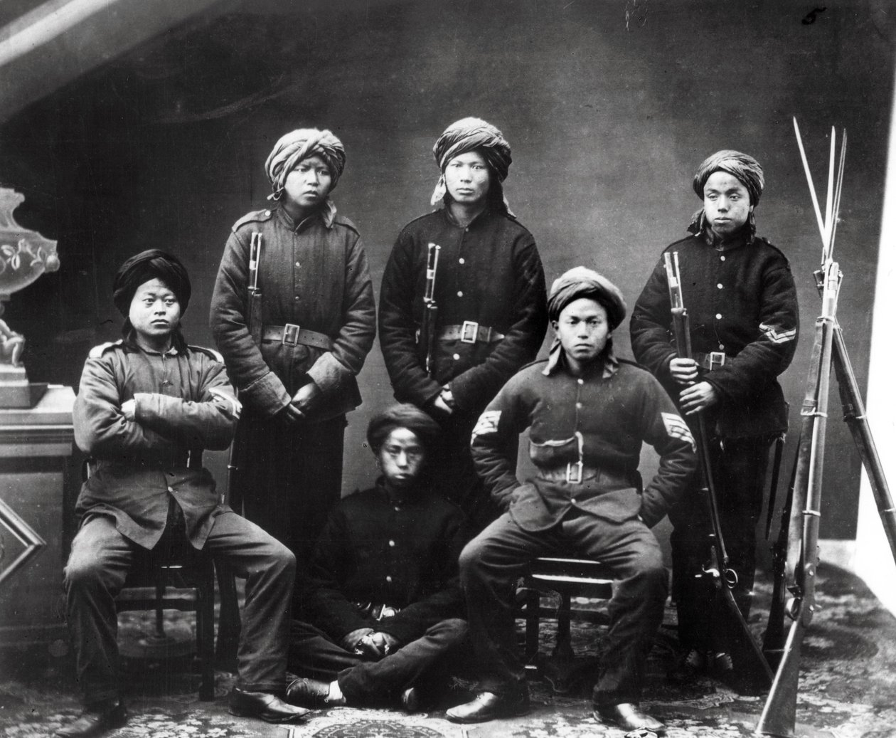 Osobní strážce generála Gordona, kolem 1855-60 od European Photographer