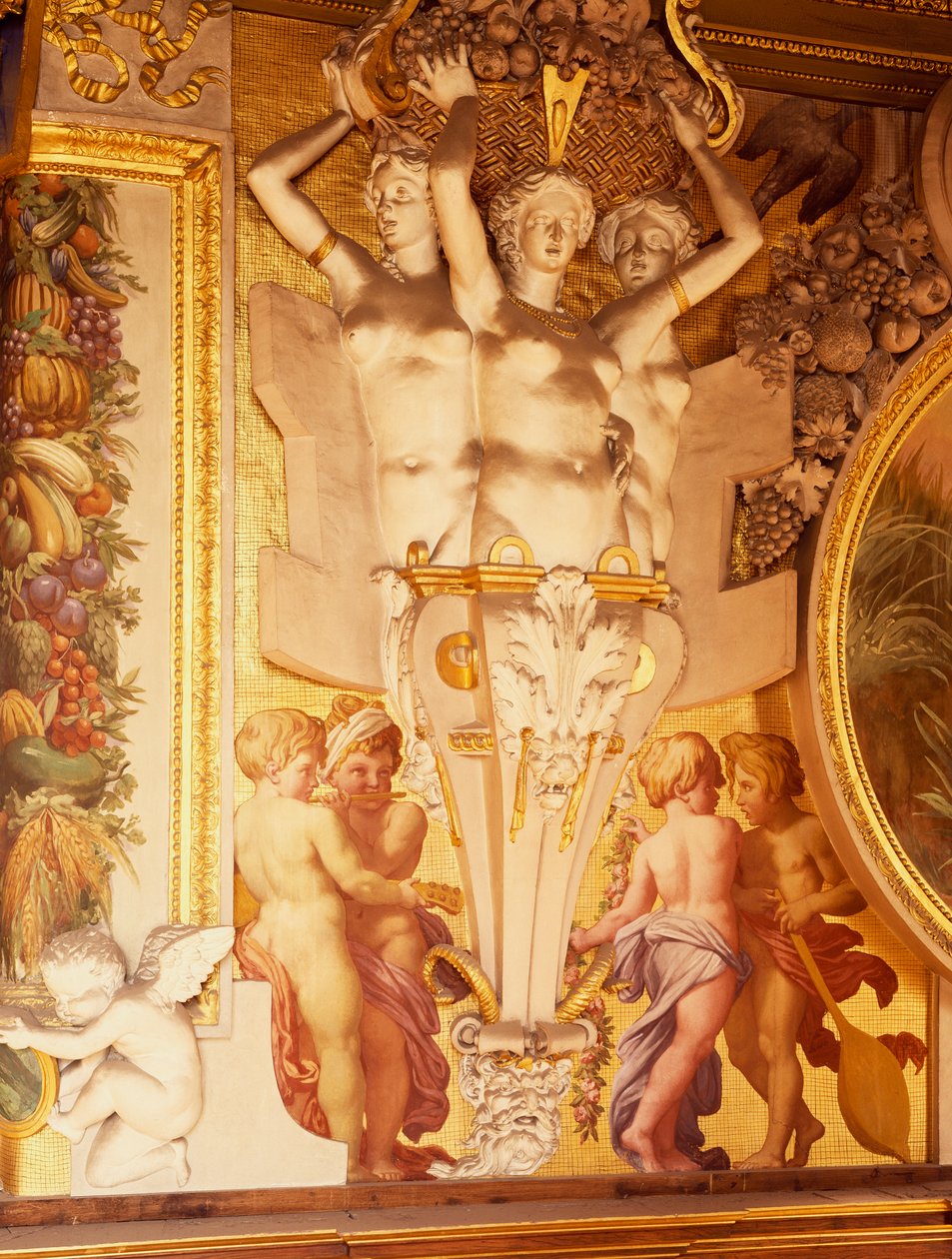 Fresky a štuky v galerii Františka I. v Chateau de Fontainebleau ve Francii (na seznamu světového dědictví UNESCO od F. and Rosso Fiorentino G. Primaticcio