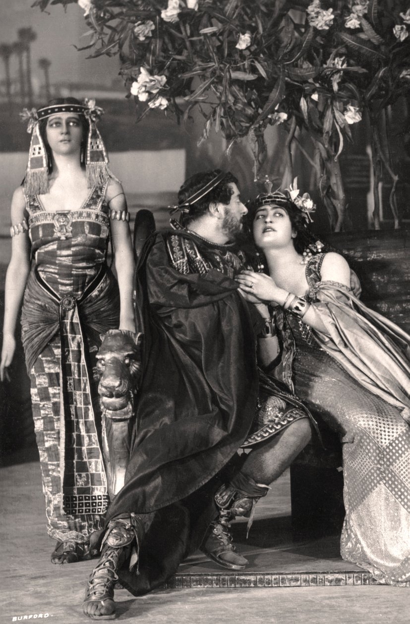 Herbert Beerbohm Tree, Constance Collier a Alice Crawford, angličtí herci, 1907. od F. W. Burford