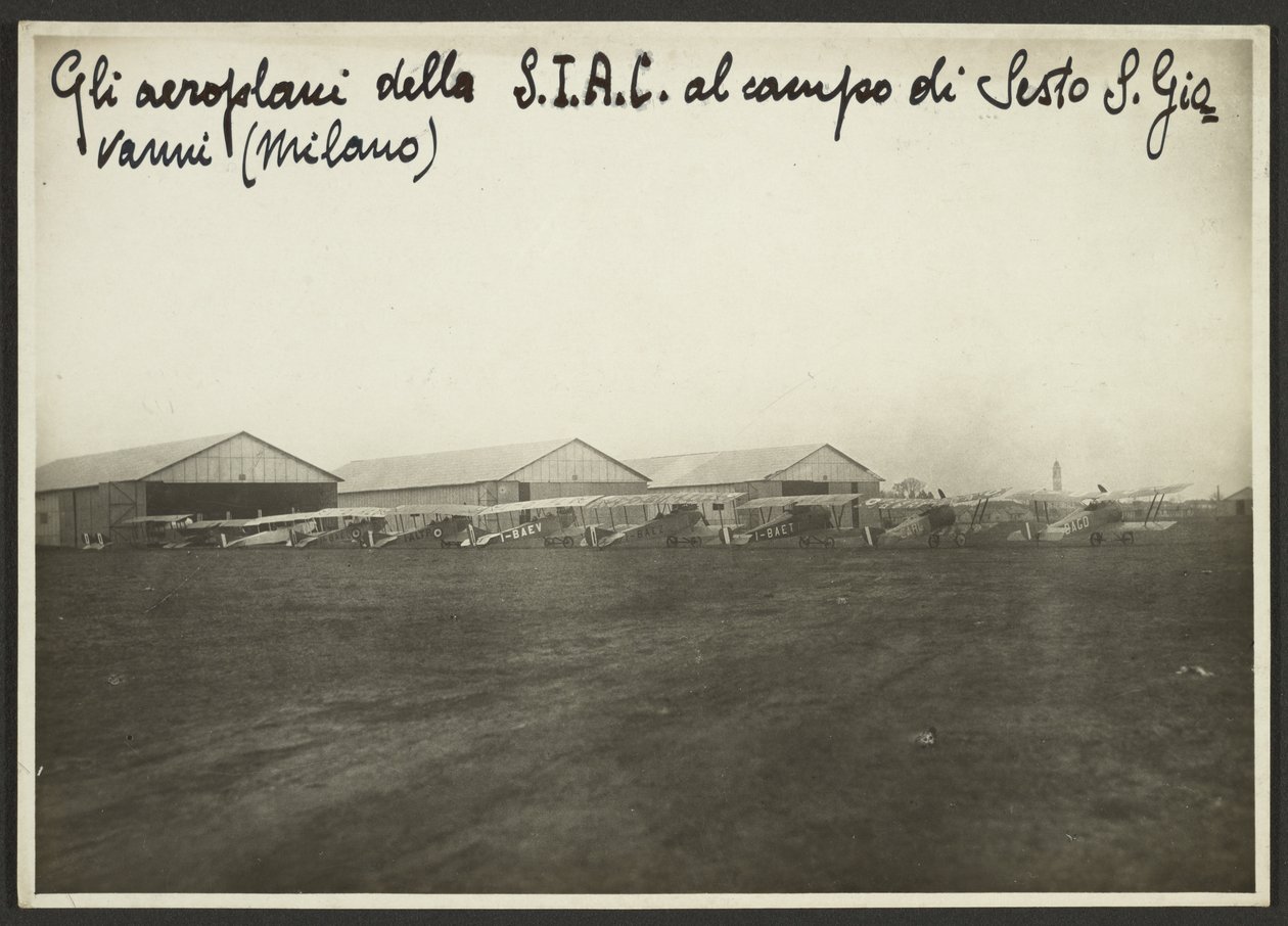 Letouny S.I.A.C. na letišti Sesto S. Giovanni (Milán) od Fedele Azari