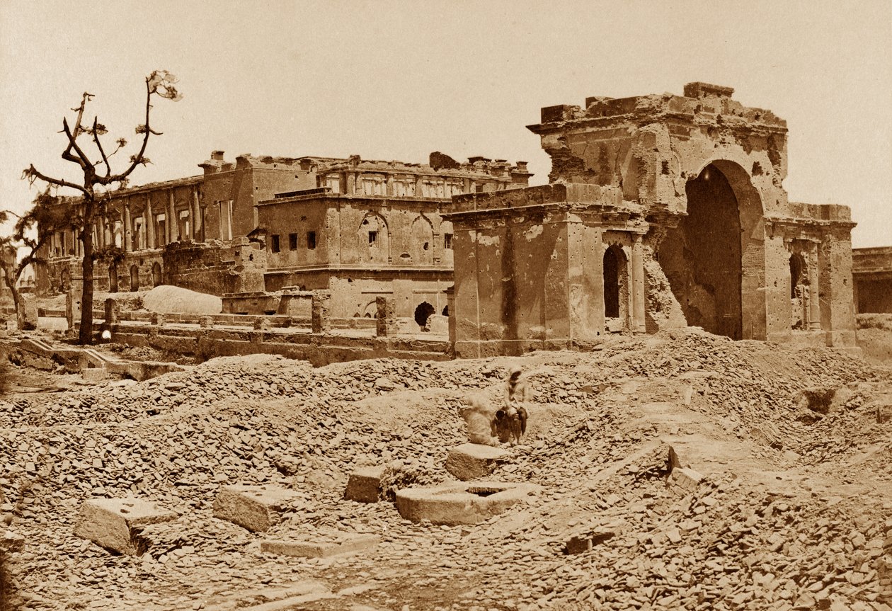 Brána a banketní místnost, Lucknow od Felice Beato