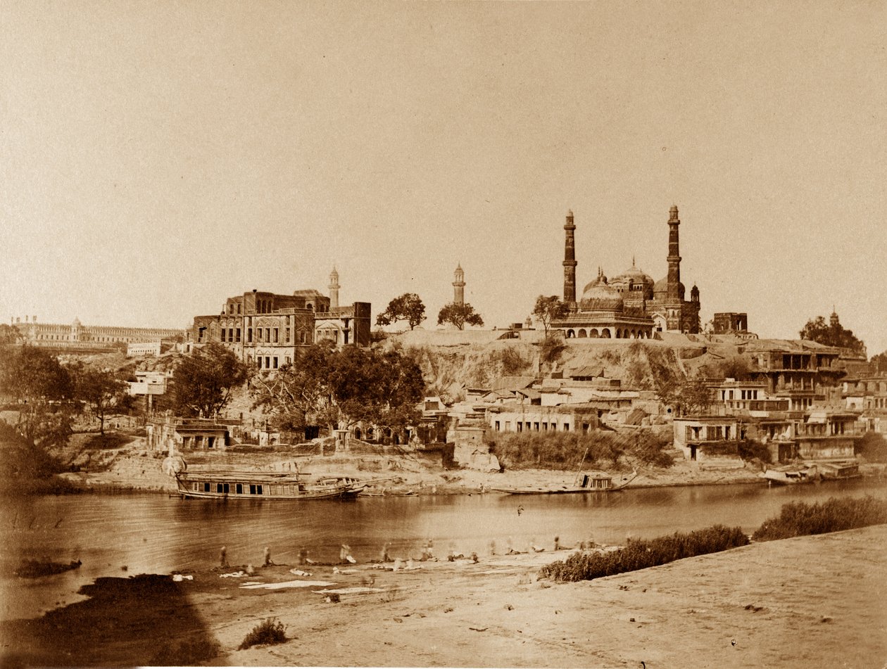 Pohled na novou baterii z Kamenného mostu v Lucknow od Felice Beato