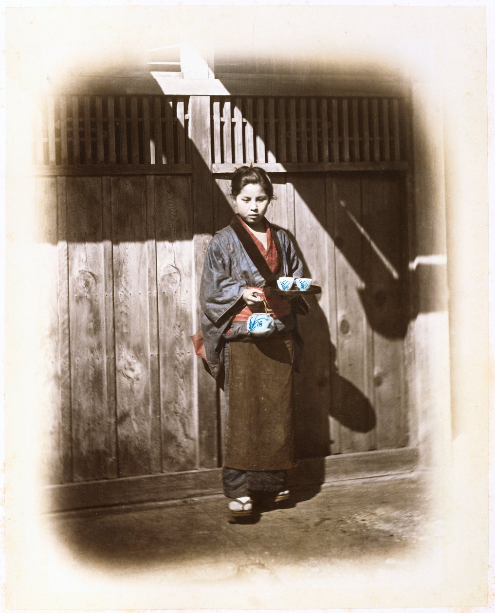 Servírka v čajovně, kolem roku 1868 od Felice Beato