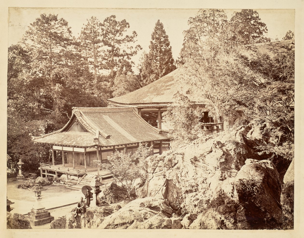 [Chrám Ishiyama-dera] od Felice Beato