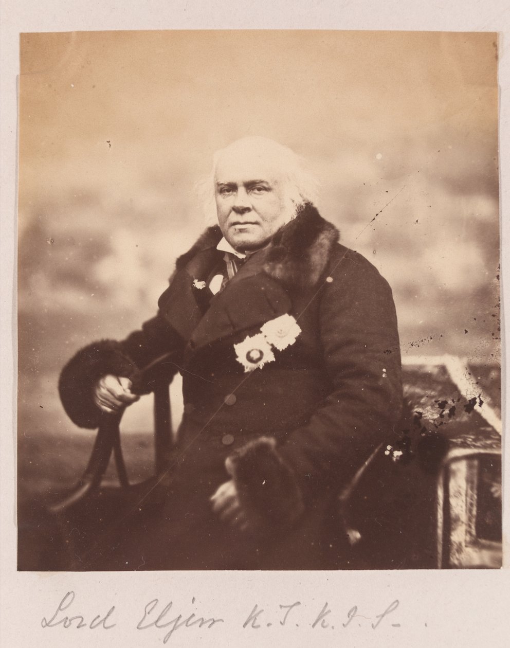 James Bruce osmý hrabě z Elginu, 1860 od Felice Beato