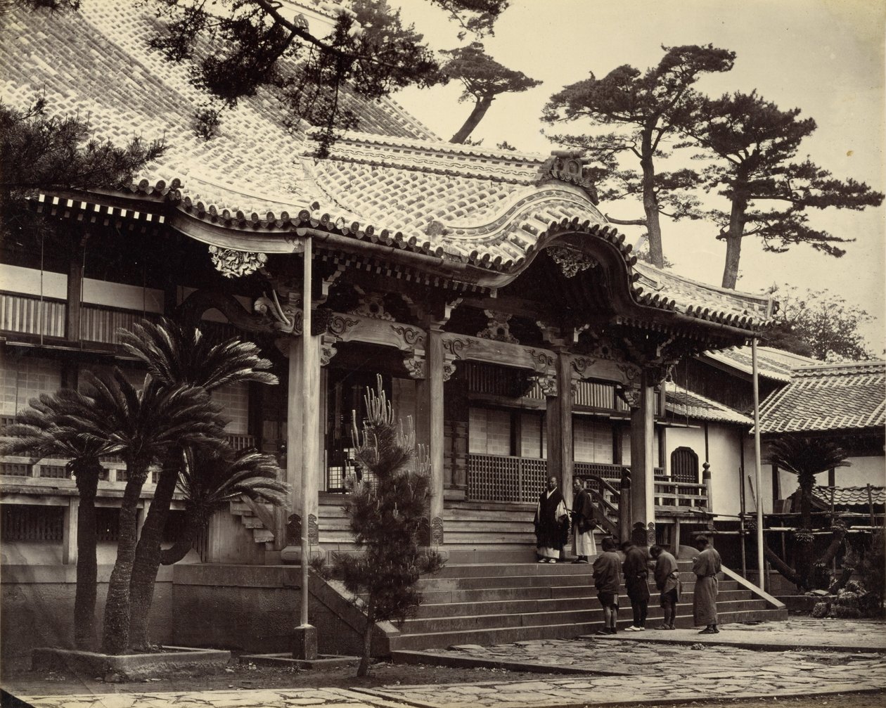 Hlavní síň v chrámu Daionji, Nagasaki od Felice Beato