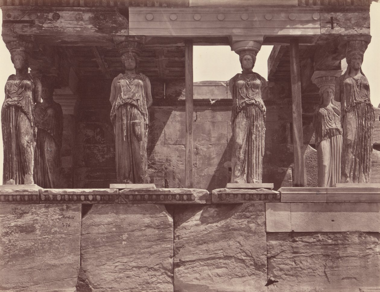 Karyatidy chrámu Erechtheion - Athény od Félix Bonfils