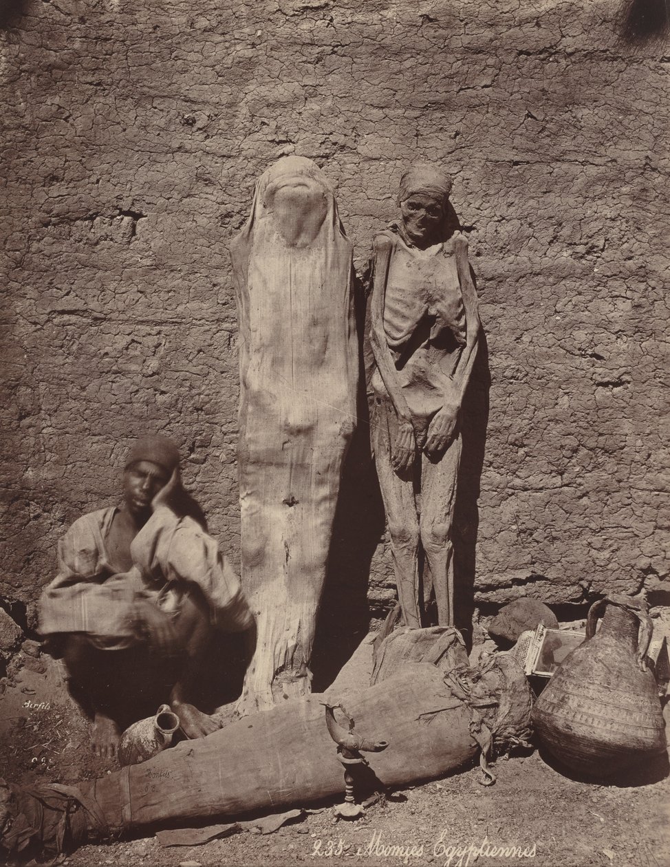 Momies Egyptiennes (Egyptské mumie),c. 1870 (foto) od Félix Bonfils